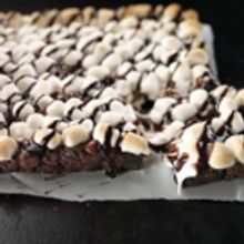 MMMM, Marshmallows: Pizza Hut' Continues To Celebrate The Season With All-New Hershey