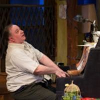BWW Review: HOUSE OF BLUE LEAVES a Confusing Madcap Drama Photo