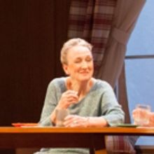 BWW Review: FOR PETER PAN ON HER 7TH BIRTHDAY