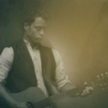 Amos Lee Performs with Seattle Symphony 7/11