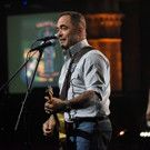 VIDEO: Aaron Lewis Performs 'That Ain't Country' on LATE SHOW