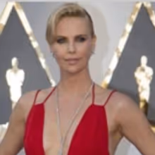 Photo Flash: Emily Blunt, Saoirse Ronan & More Grace OSCARS Red Carpet