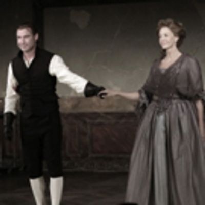 Photo Coverage: LES LIAISONS DANGEREUSES Cast Take First Preview Bows on Broadway