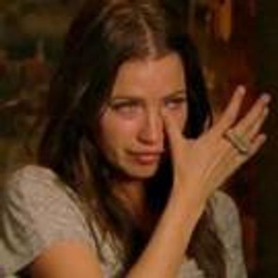BWW Recap: Patti Murin Recaps THE BACHELORETTE; 'Hockey Stick Monkey Crawlspace,' Make Out!
