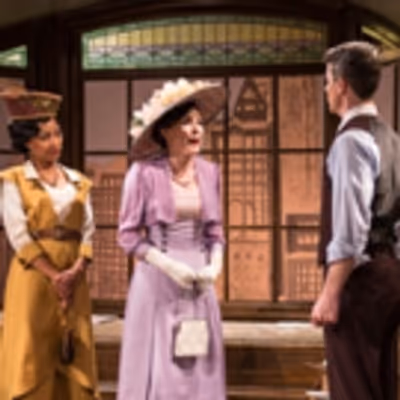 BWW Review: RTW's Surreal THE VIOLET HOUR Subtly Colors The Future