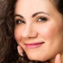 WEST SIDE STORY's Evy Ortiz Answers Six Questions & A Plug