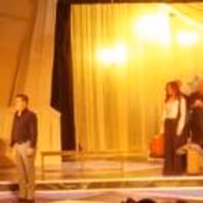 BWW Reviews: Leads Shine in Kensington Arts Theatre's CHESS