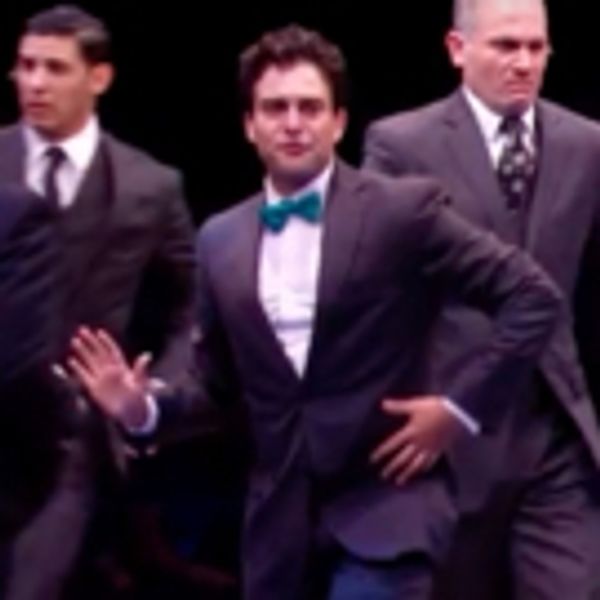 STAGE TUBE: Watch Highlights from 'HOW TO SUCCEED...' at The Marriott Theatre - Chicago Theater Video