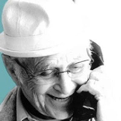 WATCH: Amy Poehler Is Inaugural Guest on Norman Lear's New PodcastOne Show
