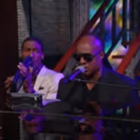 VIDEO: Stevie Wonder Performs Classic 'Don't You Worry 'Bout a Thing' on LATE SHOW Video