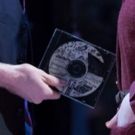 BWW Review: ONCE will make you walk on moonbeams at The National Theatre