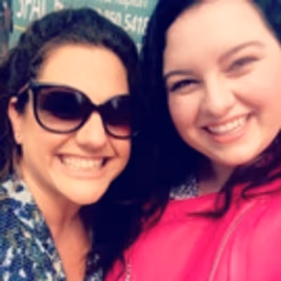 PHOTO: Two Tracys! Marissa Jaret Winokur Meets HAIRSPRAY LIVE's Maddie Baillio