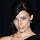 'Mad Men's Jessica Pare to Star in New CBS Navy SEAL Drama Pilot