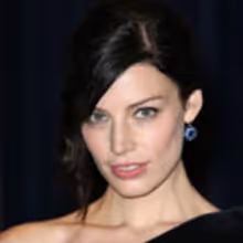 'Mad Men's Jessica Pare to Star in New CBS Navy SEAL Drama Pilot