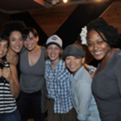 Exclusive Photo Coverage: Jessie Mueller &amp; the Cast of WAITRESS Feel the Love for Carols For A Cure