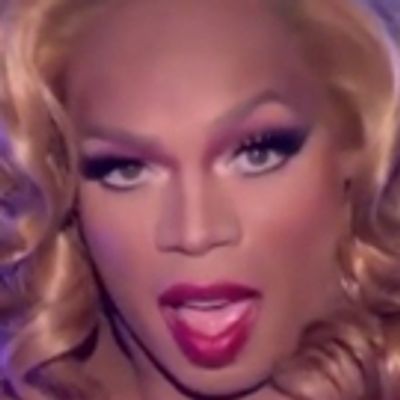 STAGE TUBE: KINKY BOOTS' Todrick Hall Lip Synchs for His Life