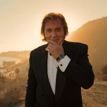 Engelbert Humperdinck Returns to Romance Sarasota