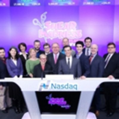 Photo Coverage: SHEAR MADNESS Cast Rings the NASDAQ Closing Bell