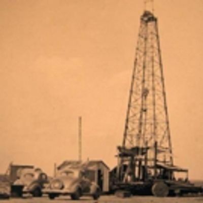 THE IRON ORCHARD Begins Production in Texas with Lane Garrison & More