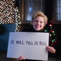 STAGE TUBE: Secretary Clinton Reminds Us What's Important This Holiday Season on SNL Video