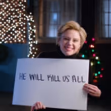 STAGE TUBE: Secretary Clinton Reminds Us What's Important This Holiday Season on SNL