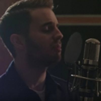 VIDEO: PITCH PERFECT's Ben Platt Releases 'Can't Sleep Love' Music Video
