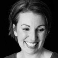 BWW Review:  SHAINA MURPHY'S THE MANY FACES OF LOVE Succeeds at Diving Into the Surfa