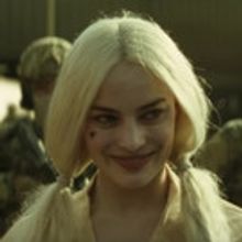 VIDEO: First Look - Margot Robbie & More in SUICIDE SQUAD Official Trailer