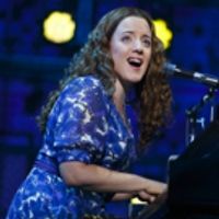 BWW Review: BEAUTIFUL - THE CAROLE KING MUSICAL A Sight (and Sound) to Behold Photo