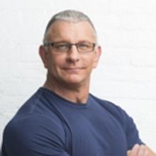 Palace Theater Offers Students Chance to Work with Chef Robert Irvine Today