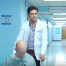 VIDEO: John Stamos & Taylor Lautner Featured in All-New SCREAM QUEENS Promo