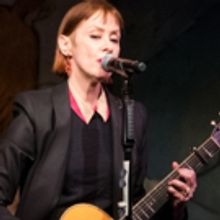 BWW Review: Suzanne Vega Burns Bright Singing McCullers Songs at Cafe Carlyle