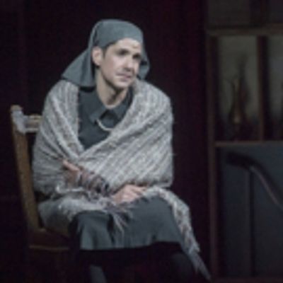 BWW Review: Lyric Theatre's I AM MY OWN WIFE Showcases Matthew Alvin Brown's Multifaceted Skill