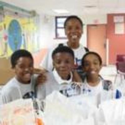 Photo Flash: KINKY BOOTS Boys Help Broadway Serves &amp; Children&#039;s Aid Society&#039;s 2015 Toiletry Drive