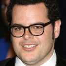 STAR WARS Surpasses FROZEN's Box Office Record; Josh Gad Gives Props