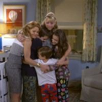 VIDEO: Sneak Peek - FULLER HOUSE Cast Share Exclusive New Clip on ELLEN! Video