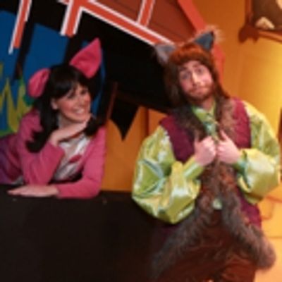 BWW Review: THE TRUE STORY OF THE THREE LITTLE PIGS at The Rose Theater Will Blow You Away!