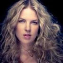 Grammy Winner Diana Krall Performs with Pittsburgh Symphony Orchestra Tonight