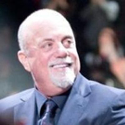 VIDEO: Billy Joel To Sing National Anthem Before World Series Game 3, Plays 'Meet The Mets' at MSG Concert
