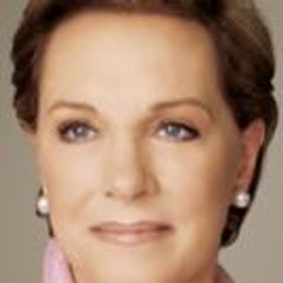 Photo Flash: Legends in the House! Julie Andrews Visits Betty Buckley and Rachel York at GREY GARDENS