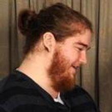 Kiwi Play Tries to Bear Fruit in Comical Send-Up