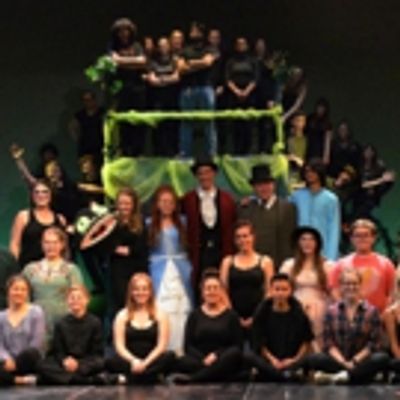 BWW Review:  Newbury Park High School's ALICE'S ADVENTURES IN WONDERLAND &ndash; A Darker Version