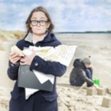 Irish Arts Center's Comedy HOW TO KEEP AN ALIEN Begins Tonight