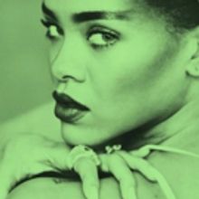 Rihanna to Receive Michael Jackson Video Vanguard Award at 2016 VMA's