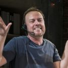 BWW Review: Tom Story Is Fully Committed As 40 Characters In FULLY COMMITTED At…