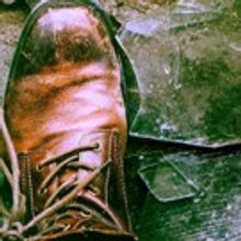 Shrapnel Theatre Returns to VAULT Festival with THE LITTERATI