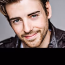 Neighbor Mistakes Actor's Rehearsal For BEAUTIFUL Audition For Violent Gun Attack; Police Respond in Riot Gear
