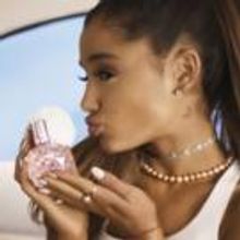 Ariana Grande Debuts First Fragrance