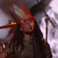 VIDEO: Esperanza Spalding Performs 'Good Lava' on LATE SHOW Video