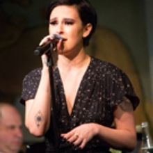 BWW Review: Rumer Willis Channels Smoky Chanteuses in Café Carlyle Debut
